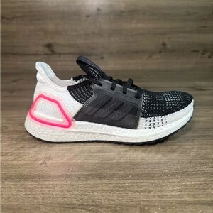 Adidas Women's UltraBoost 19 Athletic/Running Sneakers/Shoes Size 7